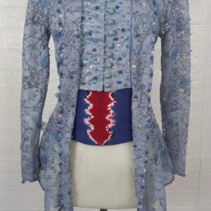 Kebaya Wisuda
