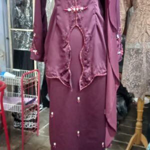 Kebaya Wisuda Burgundy